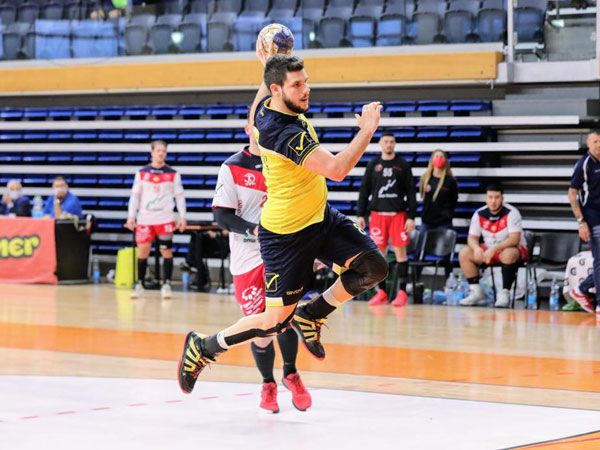 (הדר ואן קולא, איגוד הכדוריד)