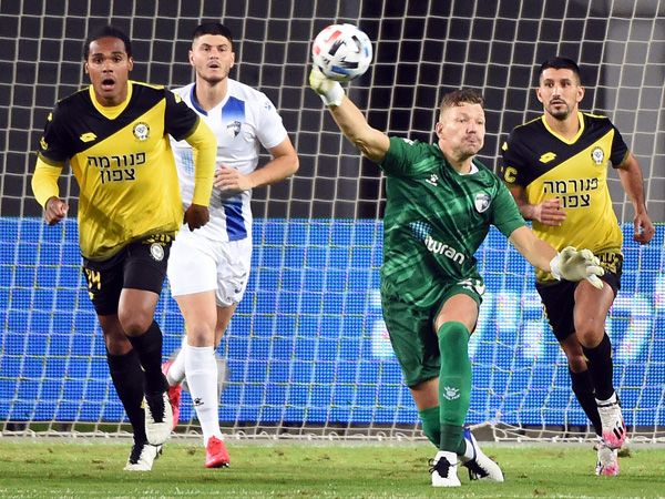 ברטקוס עצר את מלדה (ברני ארדוב)