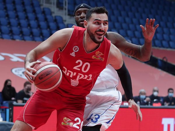 14 נקודות לזלמנסון (מנהלת הליגה)