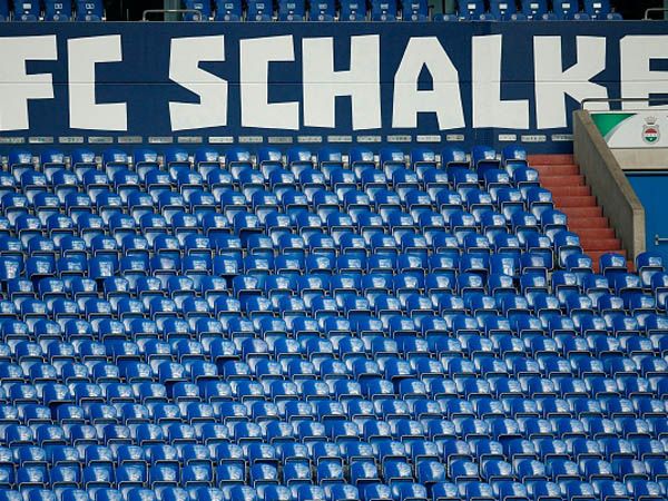 לא ביציע, ולא ממש רוצים לחזור. היציעים הריקים בגלזנקירשן (getty)