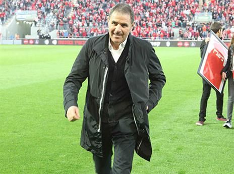 ליווה את ורמוט בתחנות הבולטות בקריירה. גוטמן (אלן שיבר)