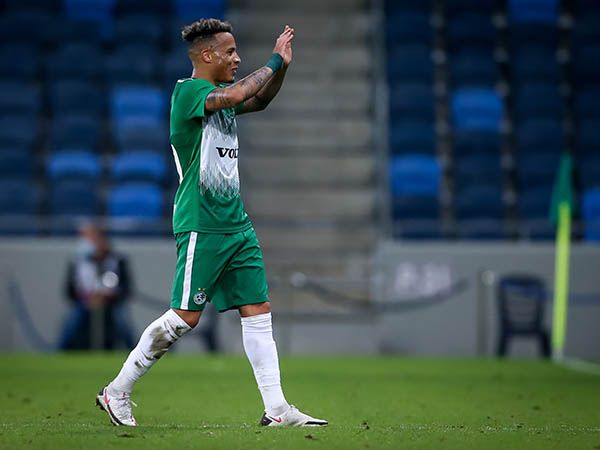 שרי, רואים בו כמנהיג (מאור אלקסלסי)