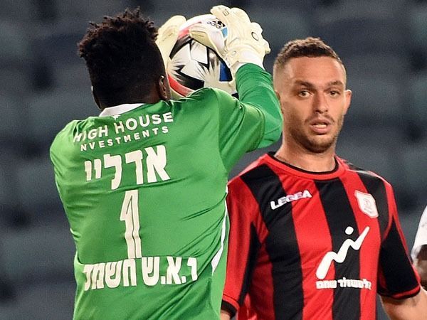 סהר בראון. המוליכה מפנטזת על ליגת העל (ברני ארדוב)