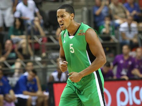 קולמן. חצה את הכביש (מנהלת הליגה)