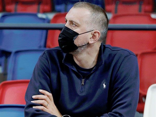 מכבי ת"א בחרה לחיות ולמות עם הסגל הקיים. וויצ'יץ' (אלן שיבר)