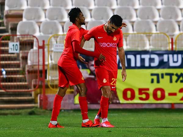 (לירון מולדובן)