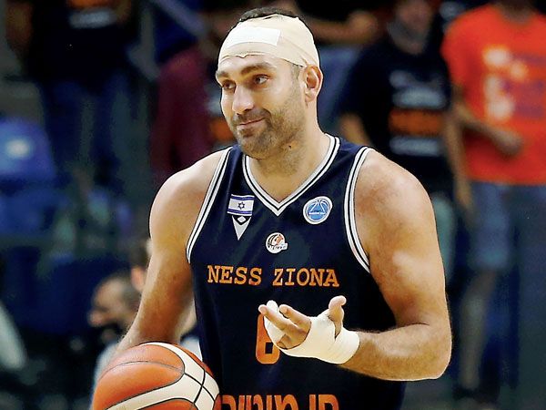 עכשיו רק נשאר לקחת תואר ראשון (אלן שיבר)