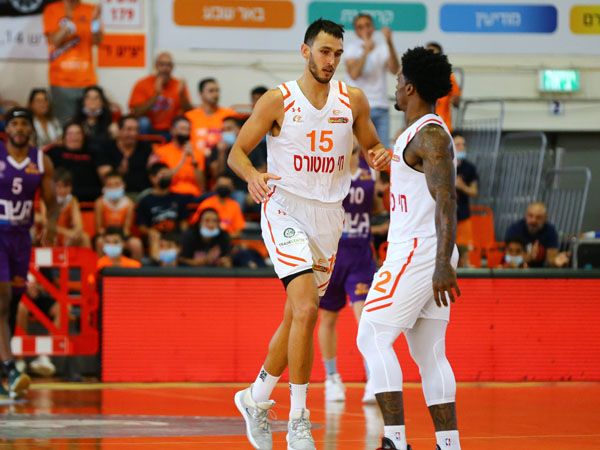 הוביל את הכתומים. 27 לנמרוד לוי (צילום: לירון מולדובן, מנהלת הליגה)
