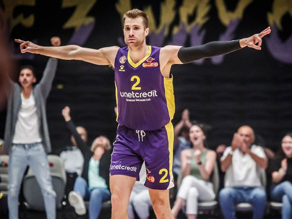 שלח מסר לאוהדים. וורקמן (עודד קרני, מנהלת הליגה)