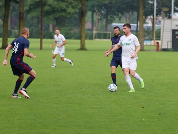 סטריין. עלה מהספסל (מכבי חיפה, רשמי)