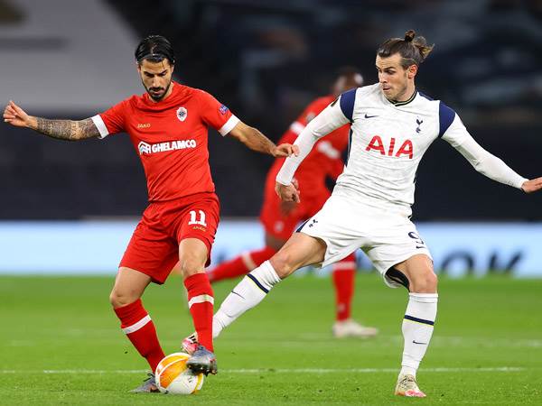 רפאלוב בימיו באנטוורפן. קבוצתו לשעבר אחראית לחוק (Getty)