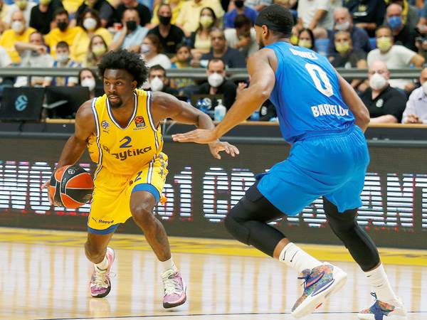 אוואנס. האפרו ש"הביא את המזל" (אלן שיבר)