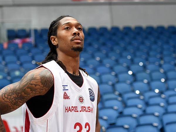 שוב הוא ב-NBA. טרי (ברני ארדוב)