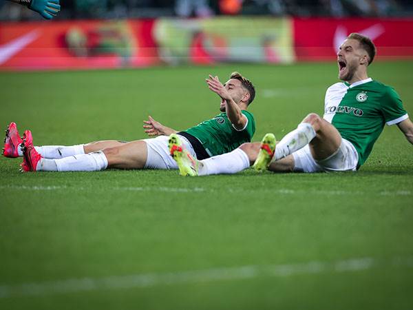 הצגה בירוק (מאור אלקסלסי)