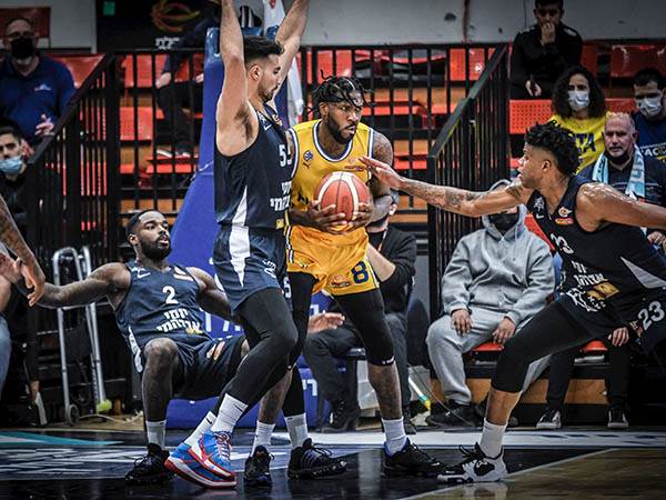 ג'יילן ריינולדס. יום טוב של הצהובים מתחת לסל (מנהלת הליגה)