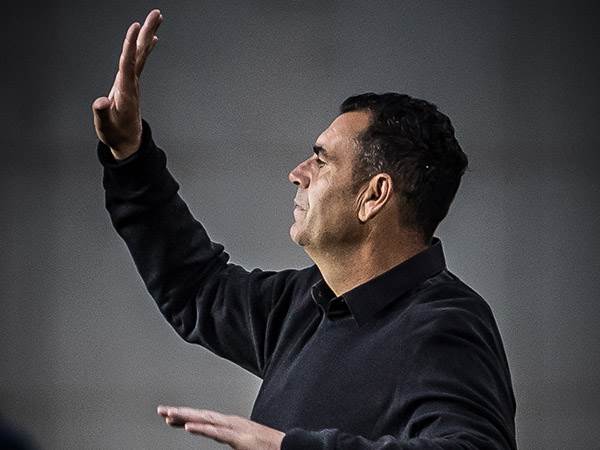 ישוחח על עתידו אחרי סכנין, קורצקי (אלן שיבר)