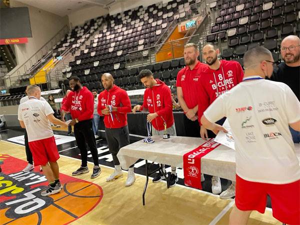 בוקר מרגש עם שחקני הפועל חיפה