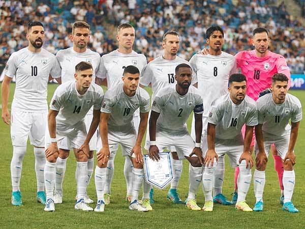 סמל להתעלות מעל המחלוקות. נבחרת ישראל (אלן שיבר)