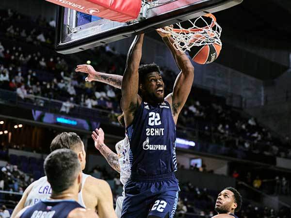 מסיים באוויר (GETTY)