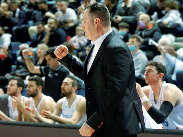 גודס. לפחות 12משחקים הקיץ (אלן שיבר)