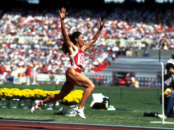 גריפית ג'וינר. ריצה אגדית (Allsport UK /Allsport, Getty)