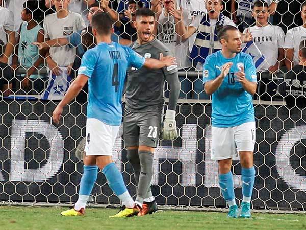 ישחק משחק אחד. גלזר (אלן שיבר)