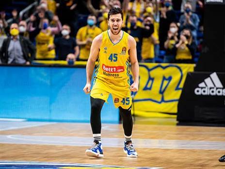 בלאט. הוכיח שהוא יכול להיות רכז פותח ביורוליג (יורוליג)