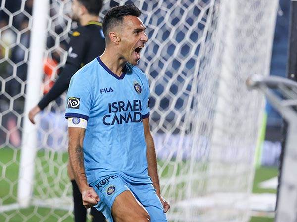 זהבי. בכושר טוב (דני מרון)