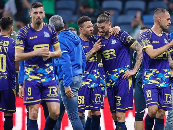 ריינה. ממשיכה להתחזק (מאור אלקסלסי)