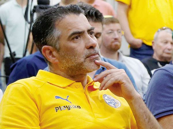 "יוצר אווירה של ריאל מדריד" (אלן שיבר)