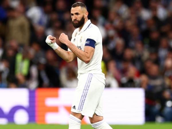 בנזמה עוד שער לאוסף (getty)