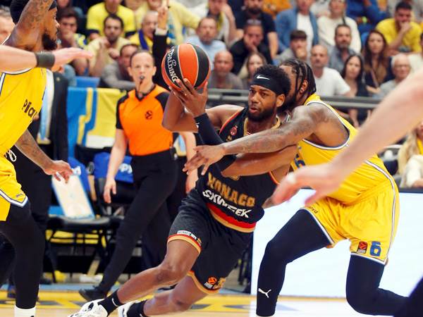 מונאקו רחוקה 40 דקות מפיינל פור (צילום: אלן שיבר)