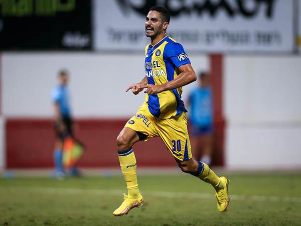 עובר לכרמל (מאור אלקסלסי)