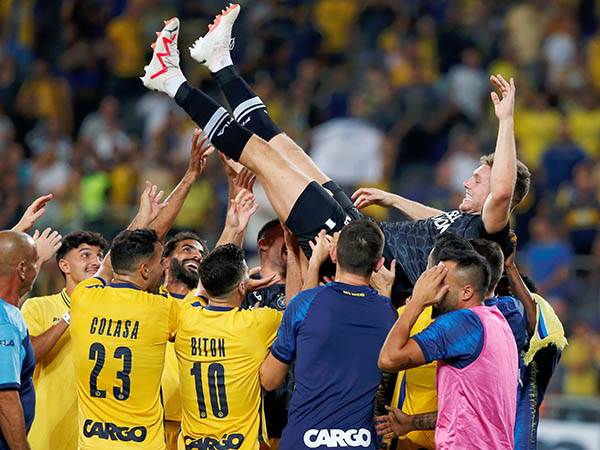 "יכול להיות השוער הראשון של באיירן" (אלן שיבר)