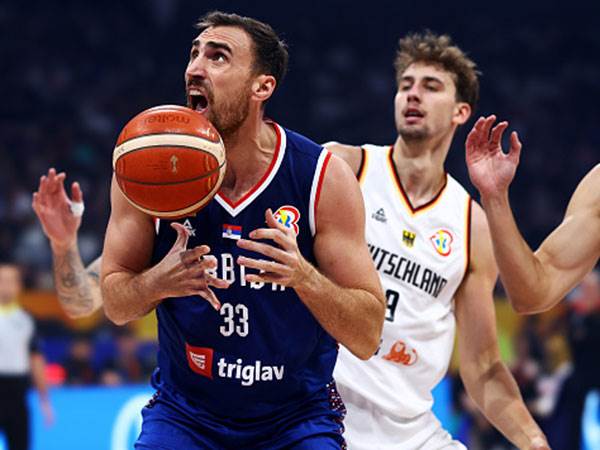 המחצית הראשונה הייתה צמודה במיוחד (Getty)