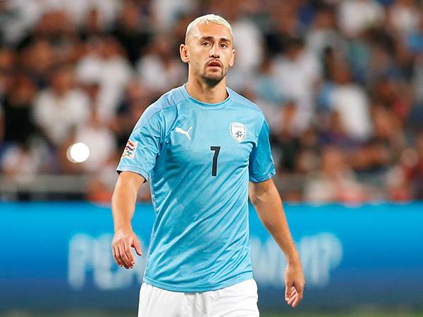 הסיפור שלו שונה לגמרי. אצילי (אלן שיבר)