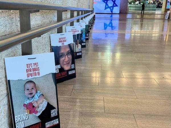 מתוך הסטורי של מנור סולומון