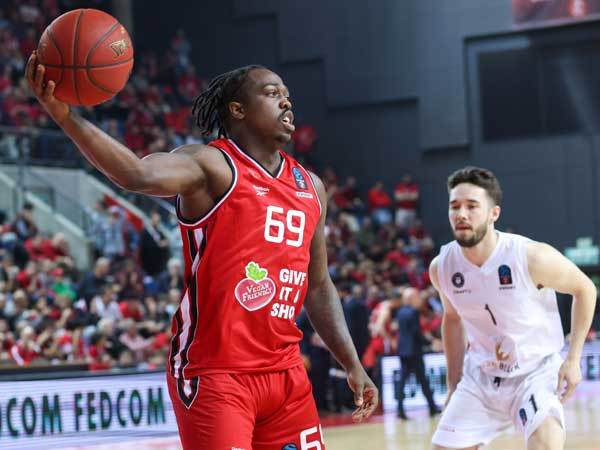 נראה טוב. בראון (אלן שיבר)