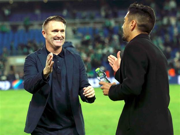 קין ויואב זיו. יום מורכב (אלן שיבר)