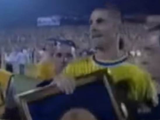 במחזור האחרון, בהפרש שערים. מכבי ת“א אלופת 2002/03