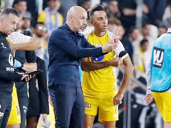 לאזטיץ` מרבה להתייעץ איתו (אלן שיבר)