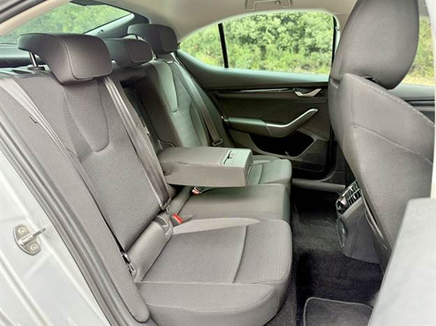 המרווח מאחור מצוין