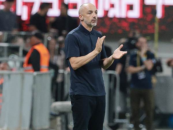 לא סחבק, מנהיג (אלן שיבר)