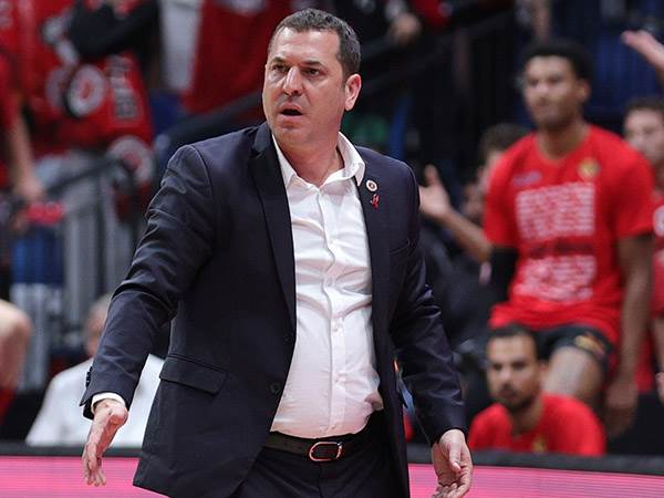 “מה ינצח במשחק 3? הלב“. אלון (אלן שיבר)