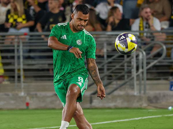 ישב בחוץ? נהואל (דני מרון)