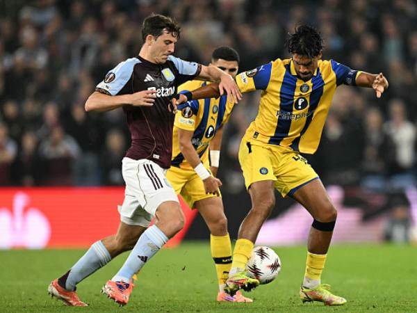 דור פרץ מול אסטון וילה. מרין זוכר אותו לטובה (GETTY)