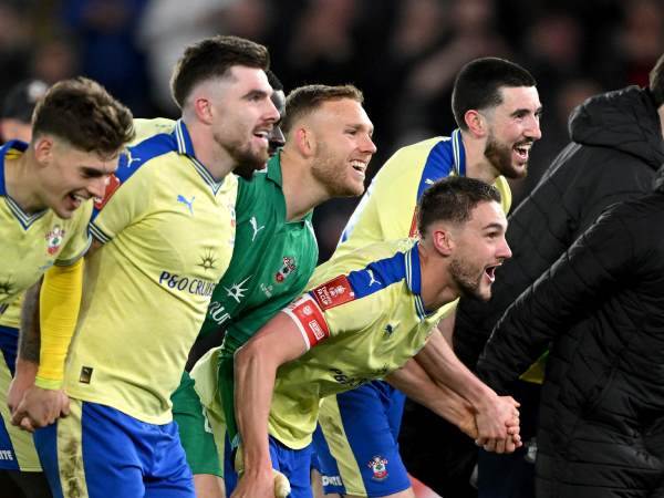 (Photo by Mike Hewitt/Getty Images)