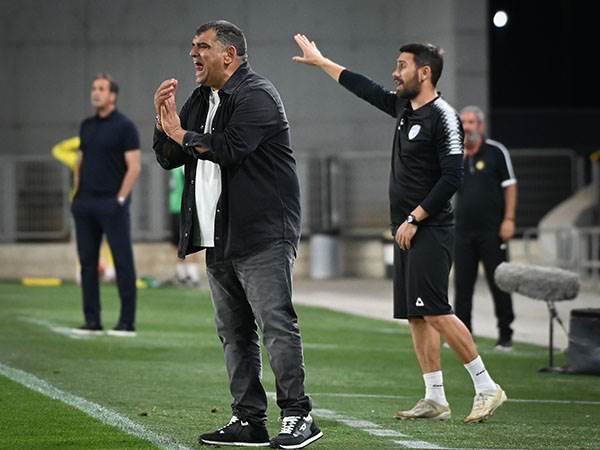 ברדה מתרחק מהתחתית (קרדיט: ברני ארדוב)