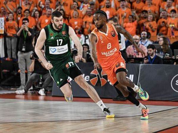 JM Casares/Euroleague Basketball via Getty Images