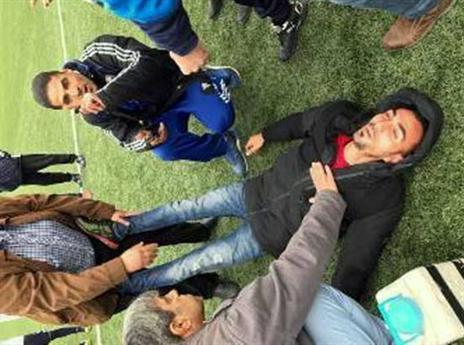 תמונות מטרידות ממשחק נוער (צילום: "vole")